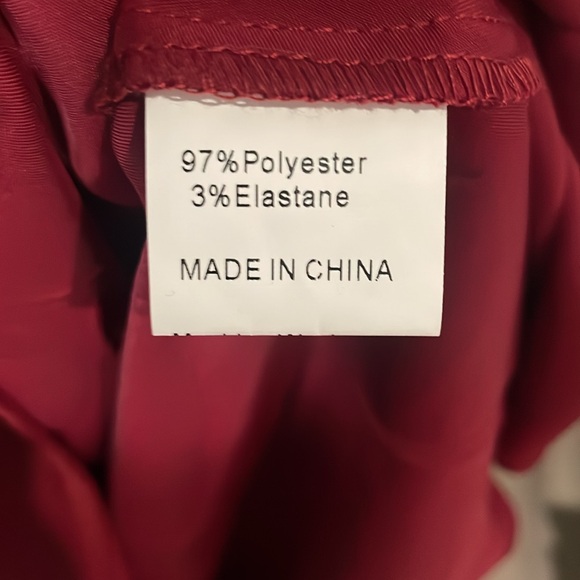 136 NWT Long Sleeve Midi/Maxi Burgundy Dress - Picture 4 of 4